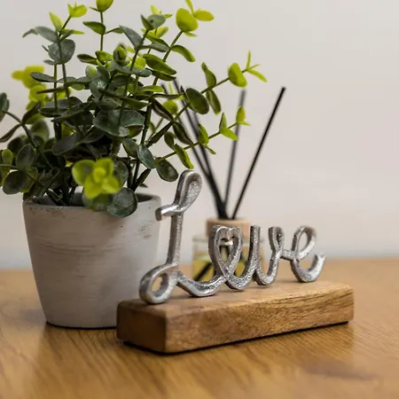 & Dream Daire *